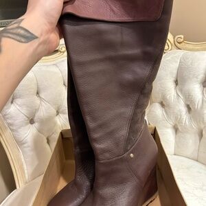 New Ugg wedge leather boots
